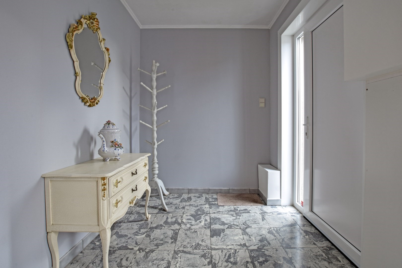 Te renoveren halfopen woning te Ramskapelle op 185m². 