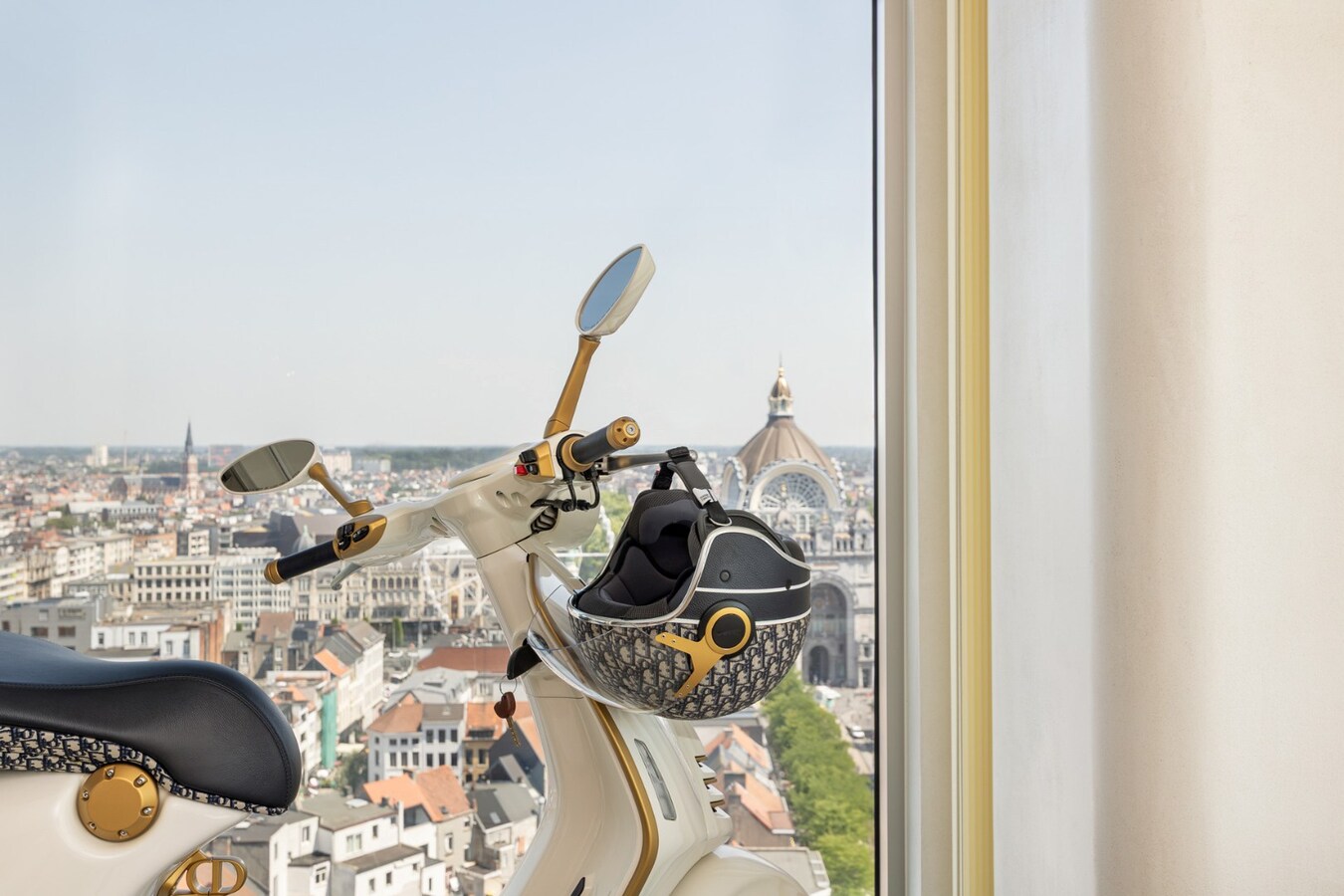 Exclusief wonen in Antwerp Tower | Luxueus appt. met 3 slpk en 2 terrassen! 