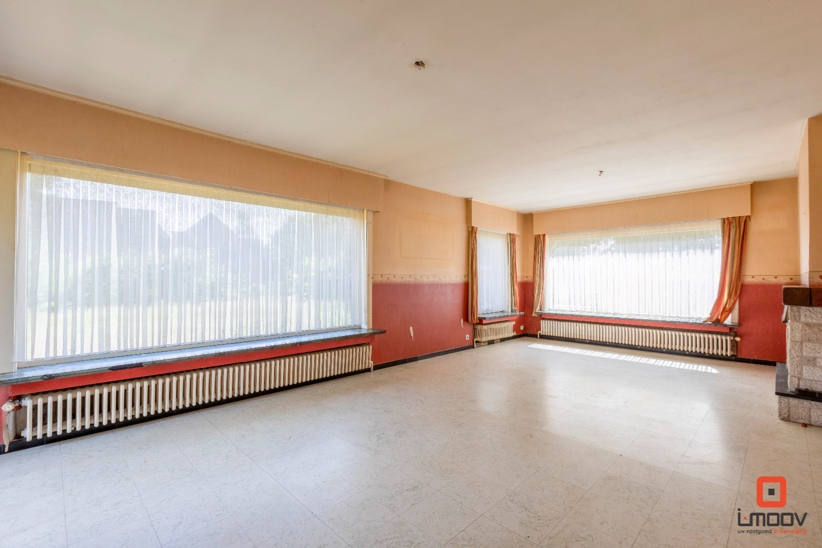 Te renoveren villa op toplocatie in Laarne 