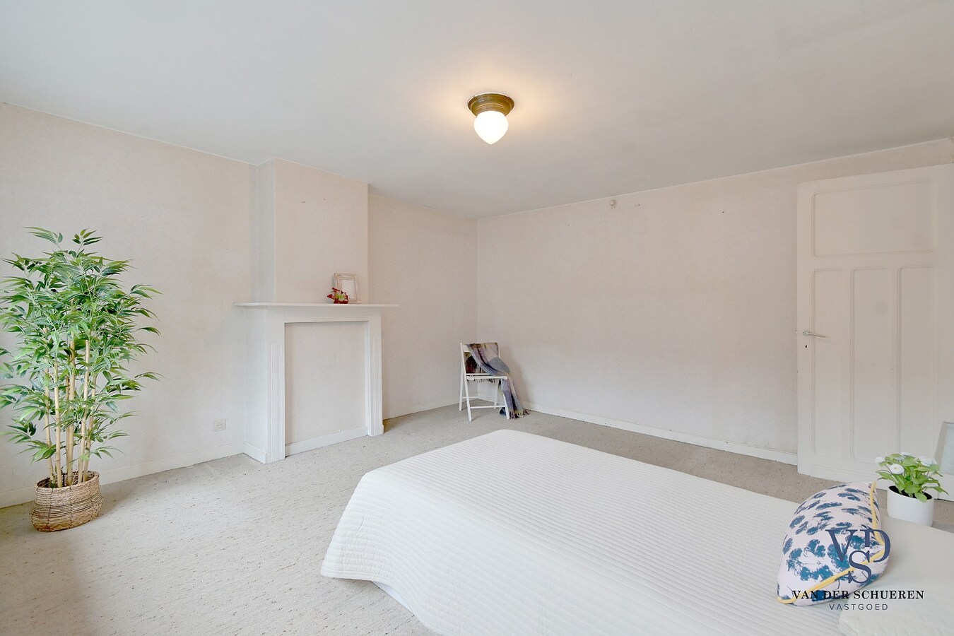 Bijzonder ruime gezinswoning. 