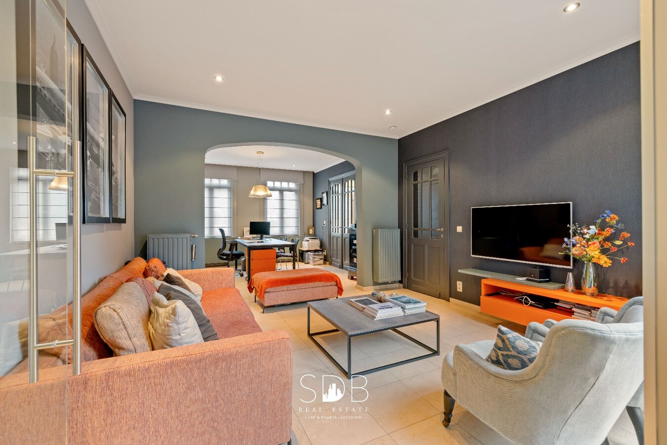 Prachtige woning met paardenfaciliteiten op 11.703m² 