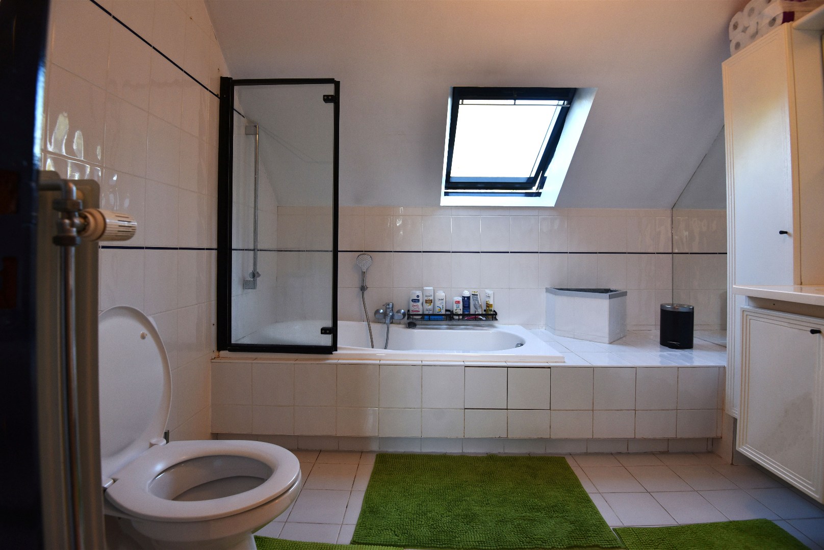 Open bebouwing met 3 slpks, dubbele garage en tuin te Eeklo 