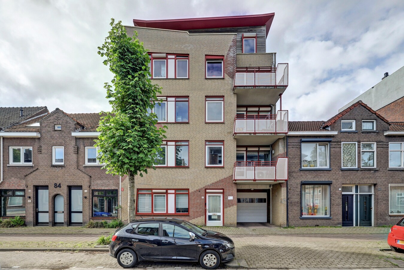 Gebouw verkocht | onder voorbehoud in Tilburg