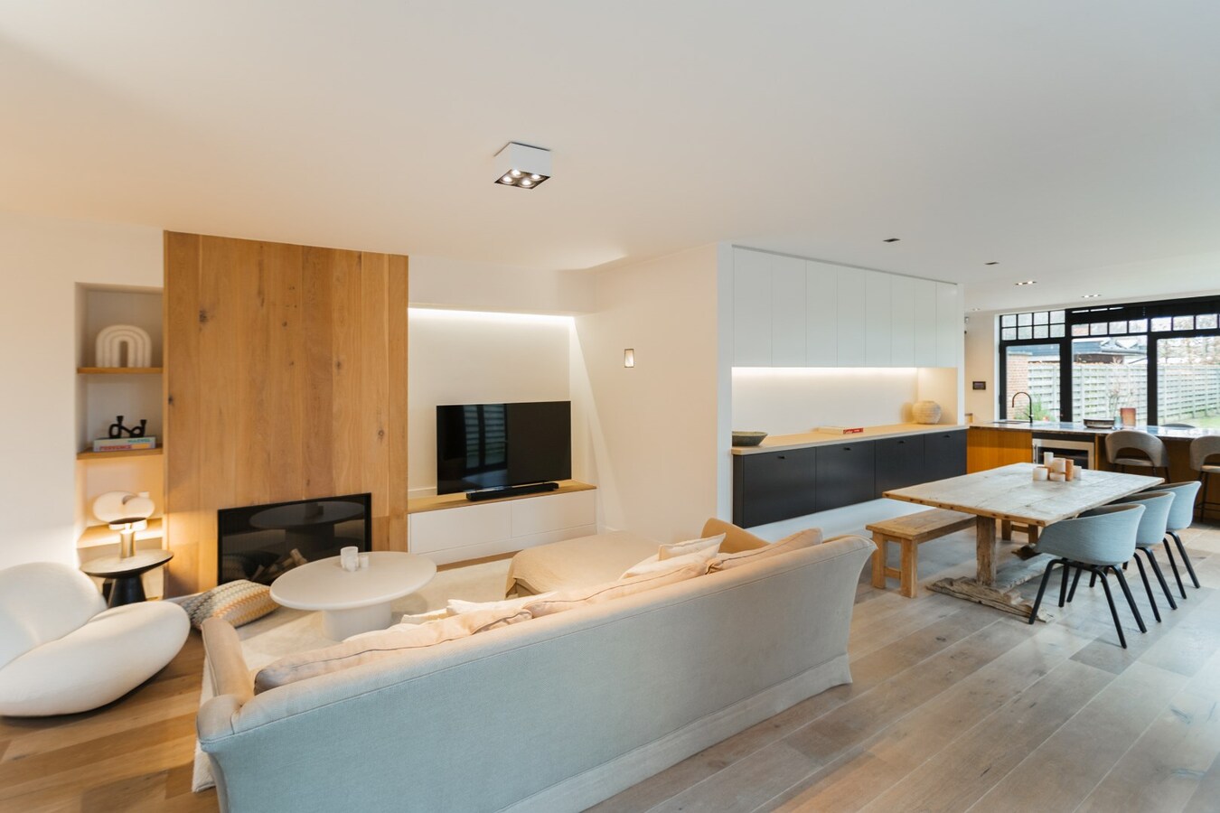 Luxueuze, energiezuinige woning 235 m² met 4 slaapkamers en 2 badkamers 