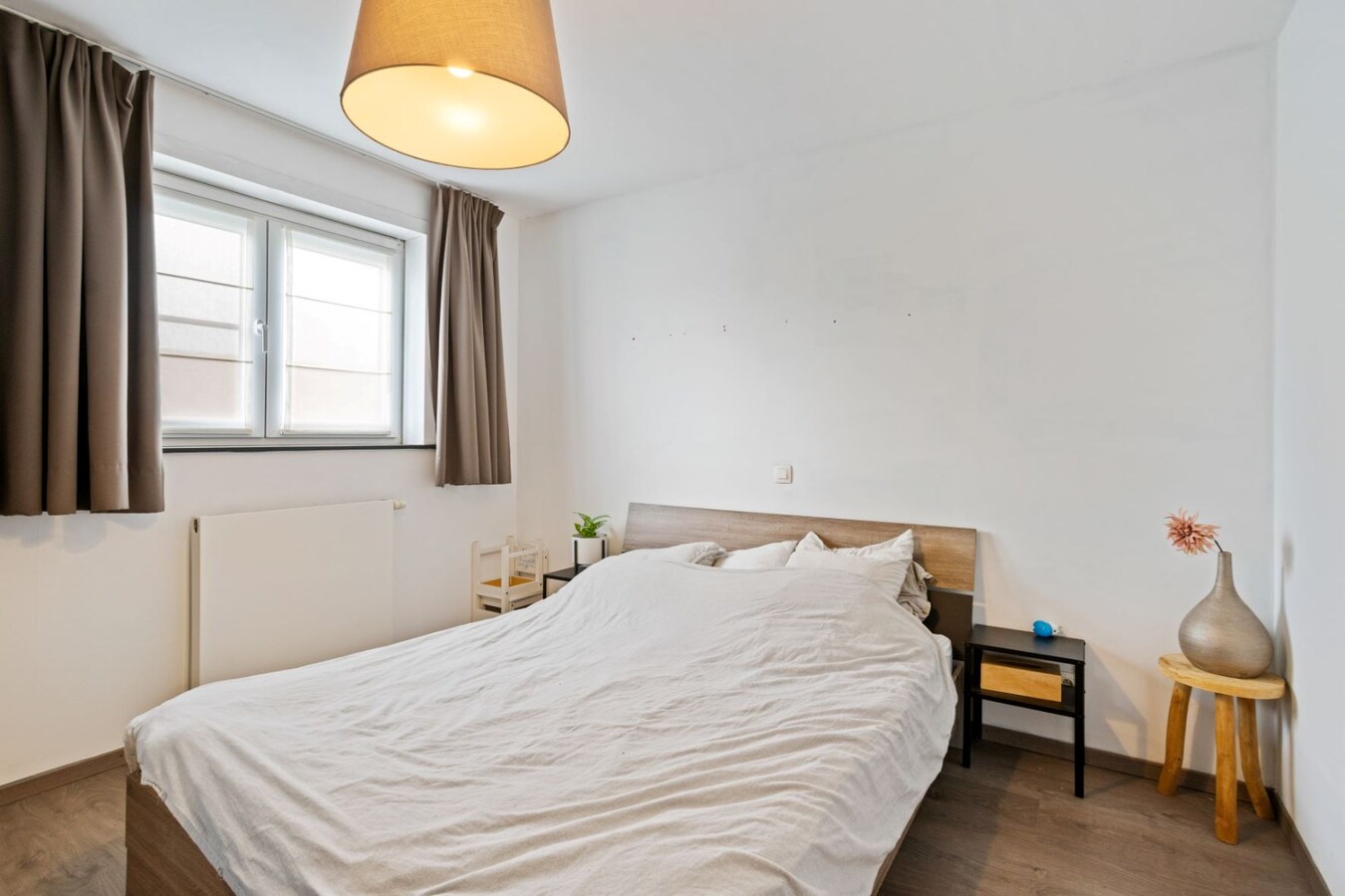 Centraal gelegen, halfopen woning met zonnige tuin 