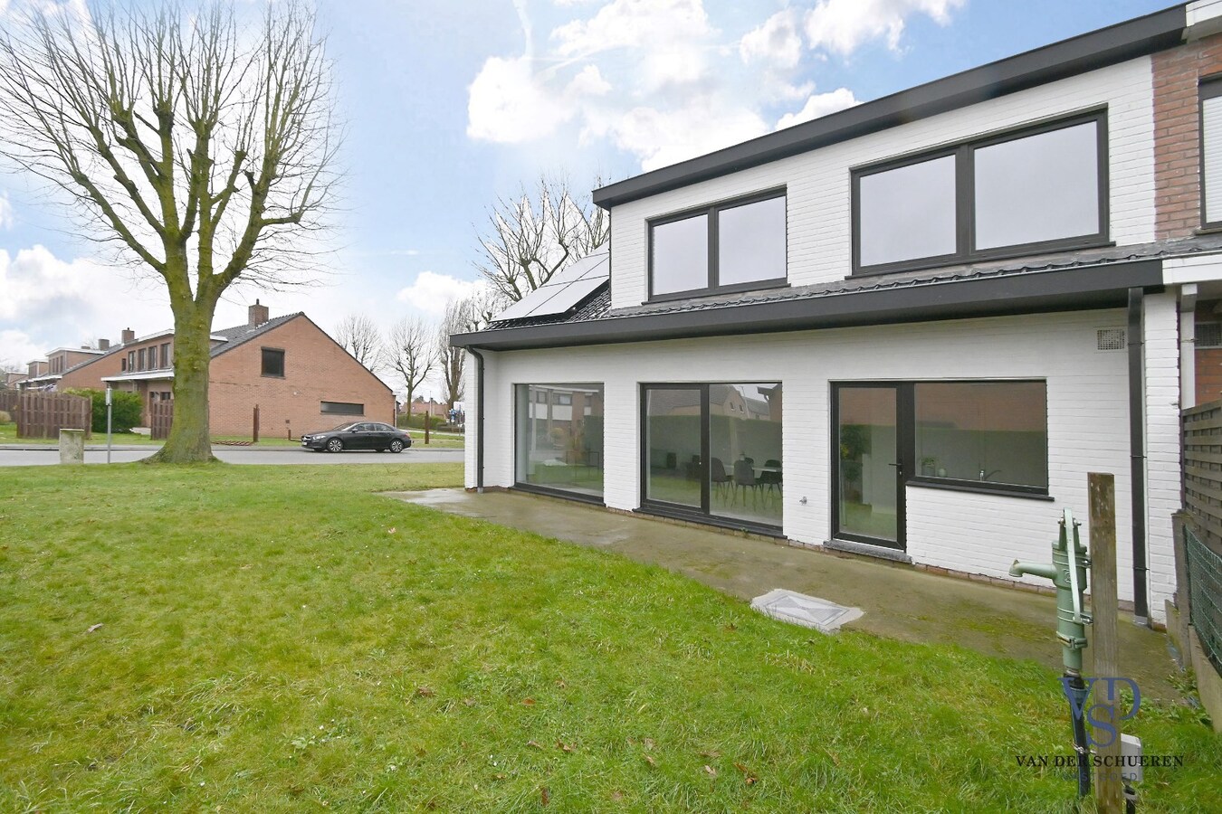 Volledig gerenoveerde Half Open Bebouwing 