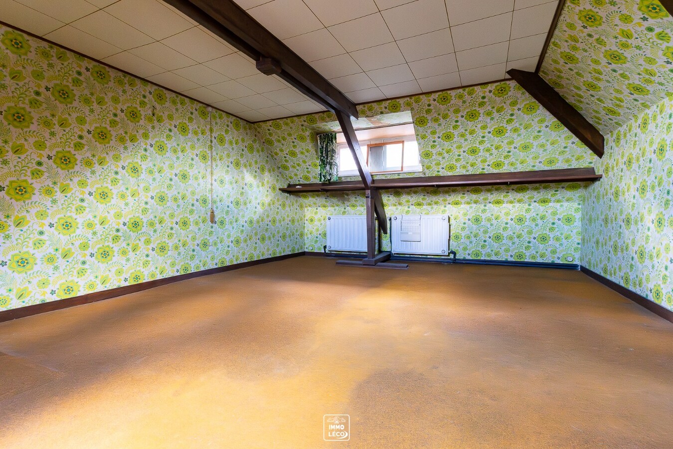 3 façades avec garage, jardin, excellent potentiel, secteur "La Coquinie" ! 
