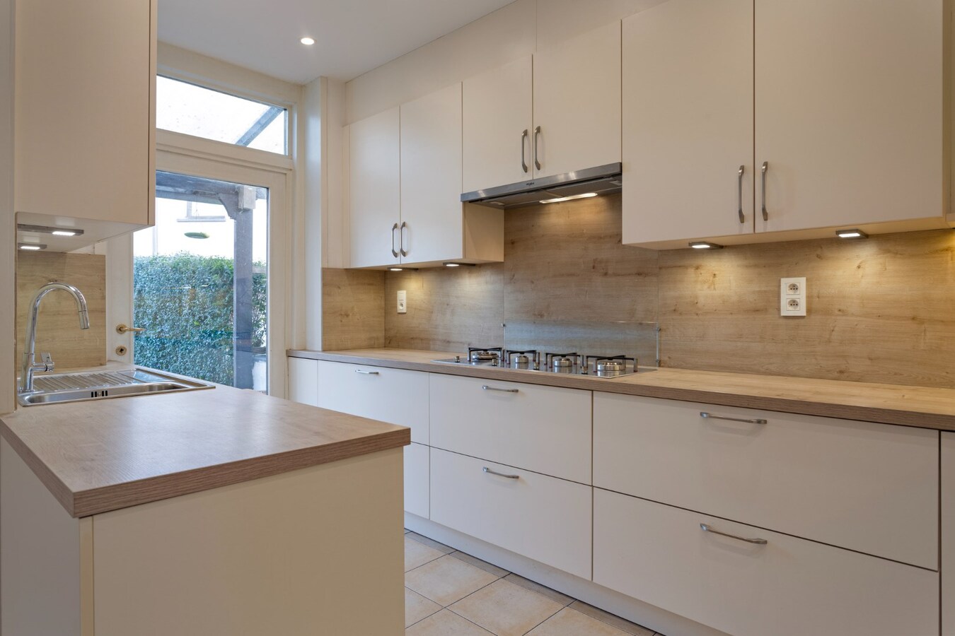 Half open bebouwing te Tuinwijk Terdelt (Schaarbeek - Evere) 