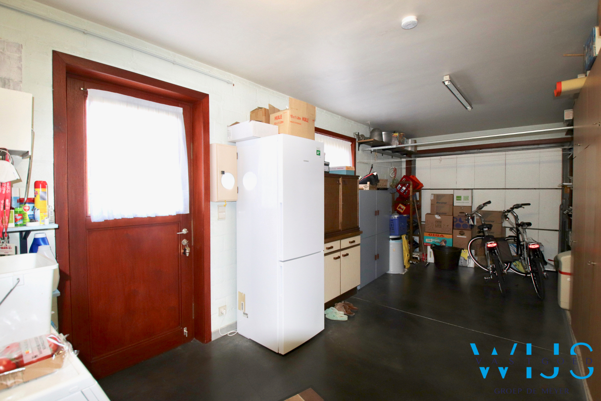 Open bebouwing op 745m² in een rustige woonwijk te LEMBEKE ! 