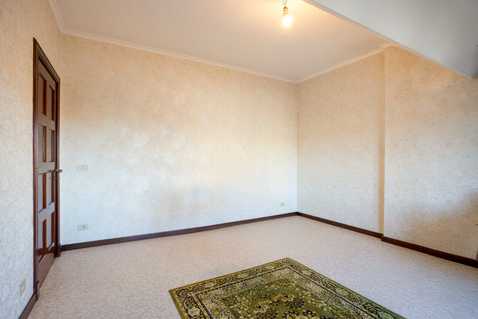 Charmante open bebouwing met 3 slaapkamers, tuin, terras en garage in Kessel-Lo! – EPC 562 kWh/m² - bewoonbare opp. 154 m² 