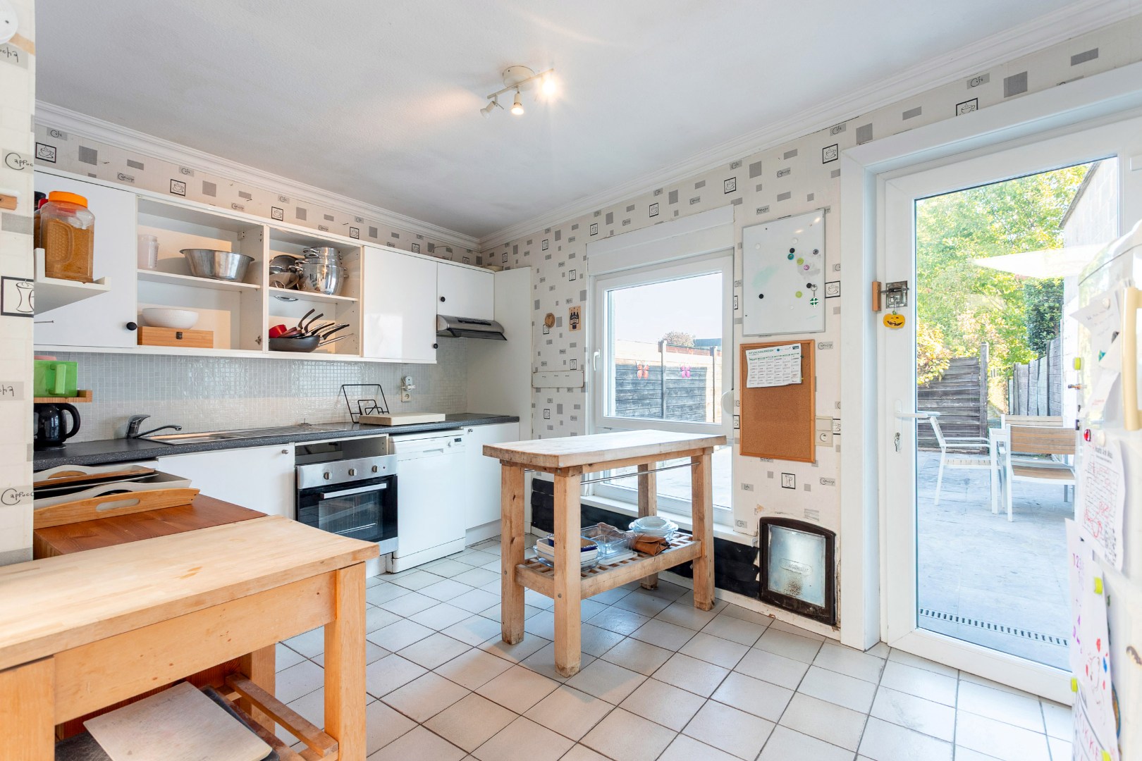 Op te frissen woning met 3 slpk te Halle 