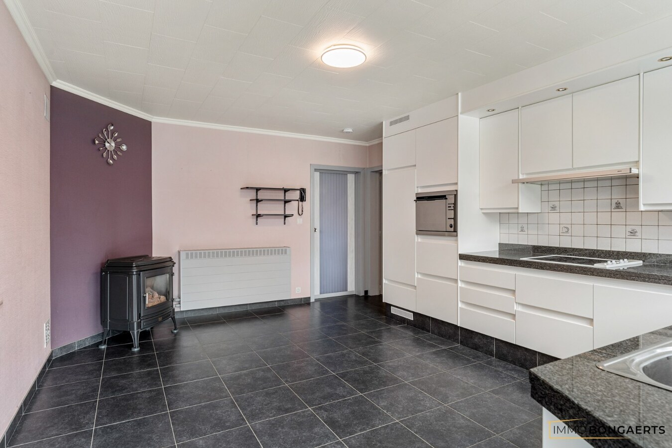 Instapklare gelijkvloerse bungalow met 3 slaapkamers 