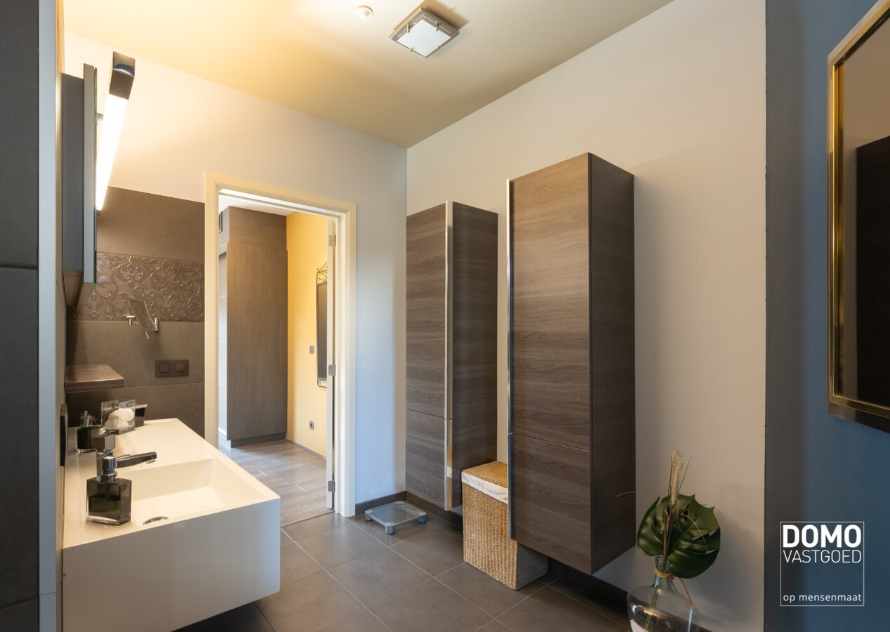 Luxueus wonen met wellness en ruimte – unieke villa in Kermt 