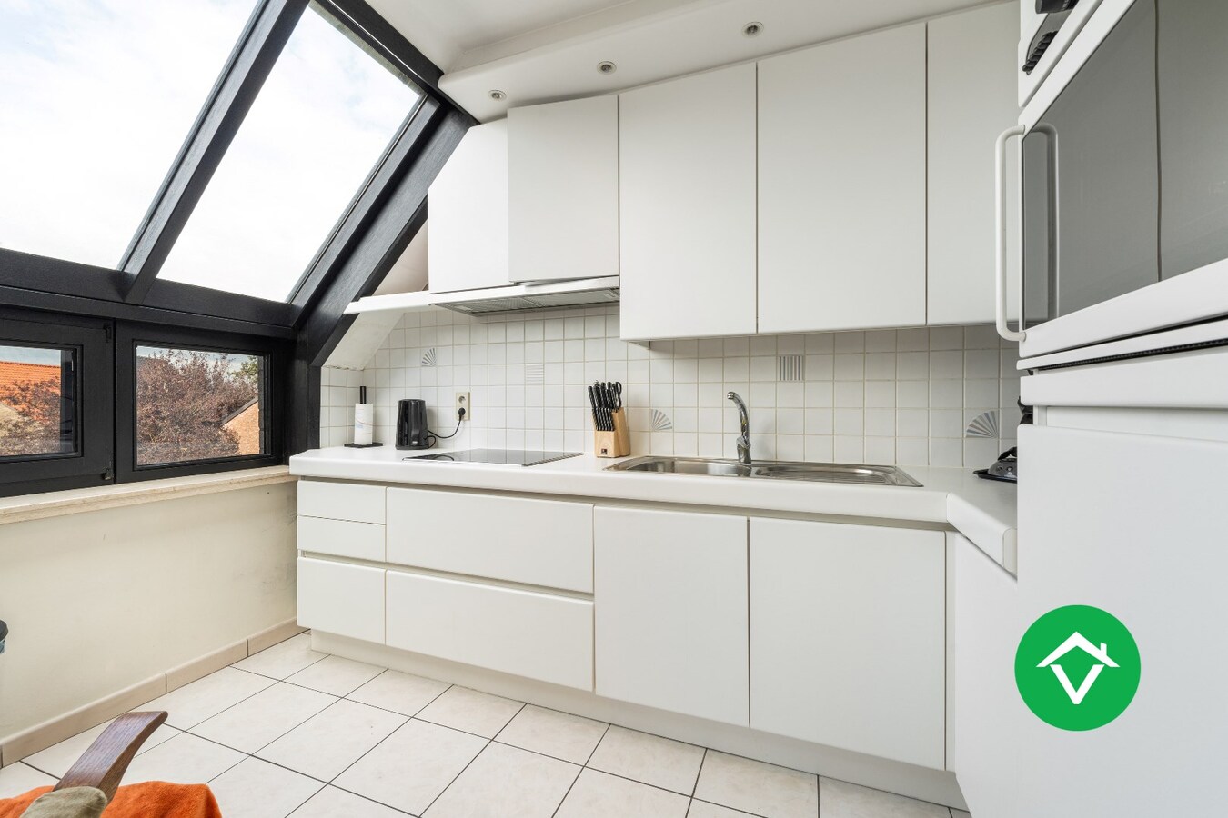 Instapklaar appartement met 3 slaapkamers en garage 