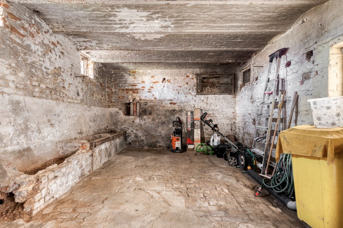 Prachtig volledig gerenoveerde half open bebouwing te Hoegaarden  - Energielabel B 