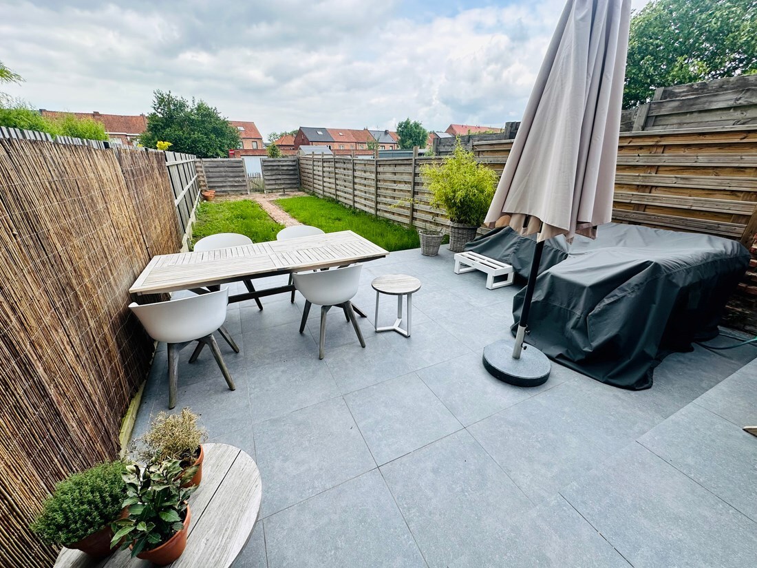 Moderne rijwoning in Hasselt met tuin, terras en 3 slaapkamers 