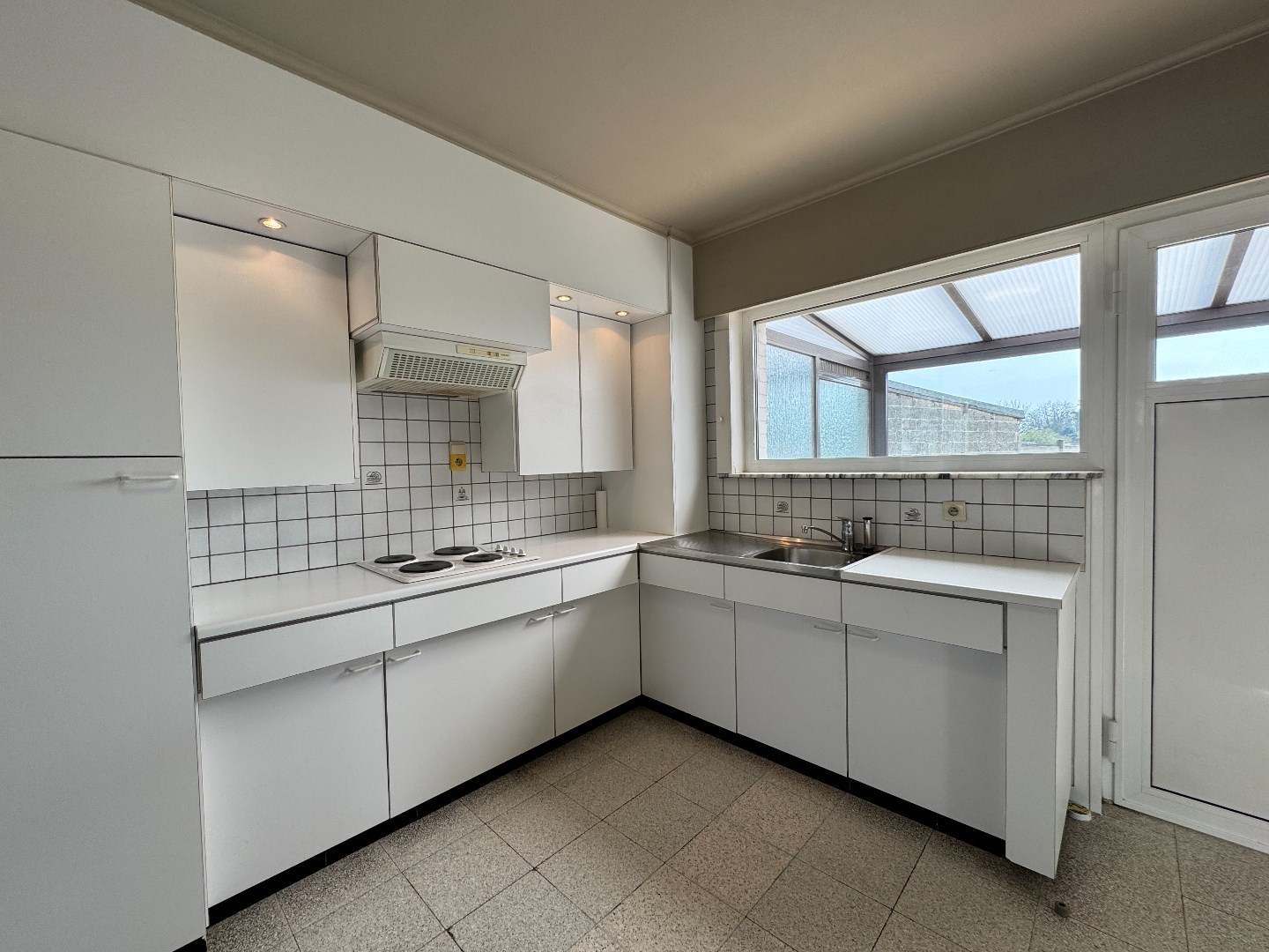 Verzorgde open bebouwing met tuin en garage in Zulte 