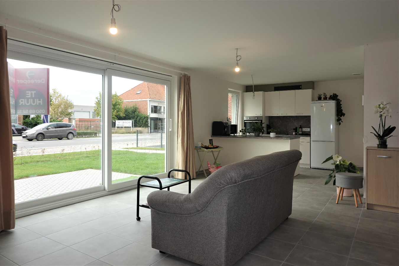 Recent nieuwbouwappartement met tuin te Zedelgem 