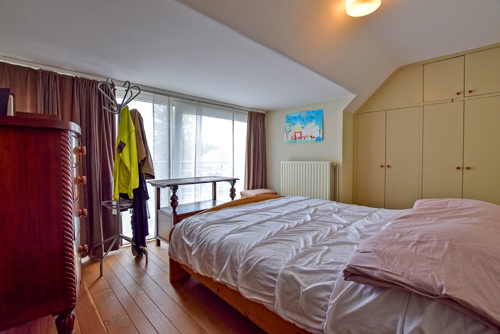 Goed gelegen polyvalent eigendom te Oostduinkerke op 749m². 