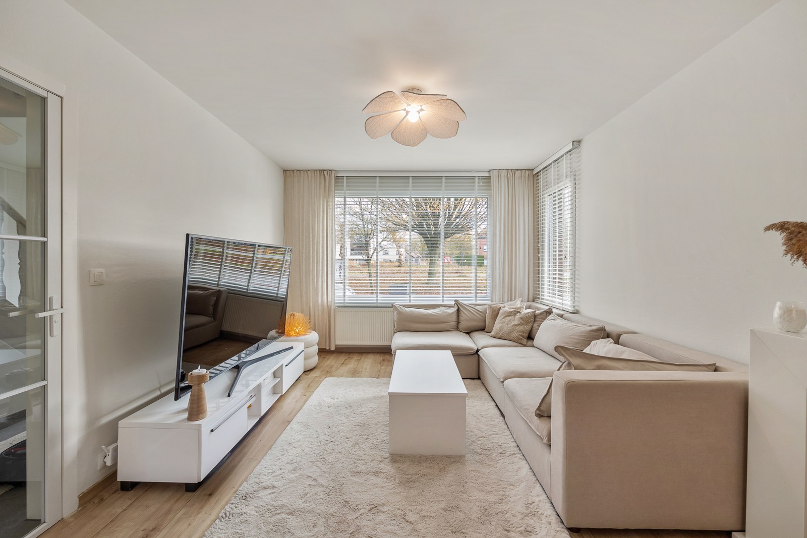 Instapklare woning met 3 slaapkamers op een TOPlocatie te Schoten! 