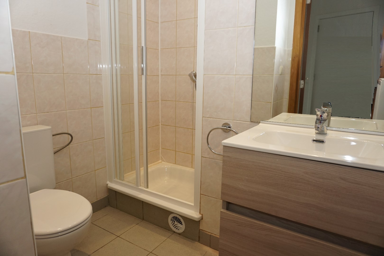 ONGEMEUBELD 2 SLP APP. TE HUUR GELEGEN VOORHAVENLAAN 