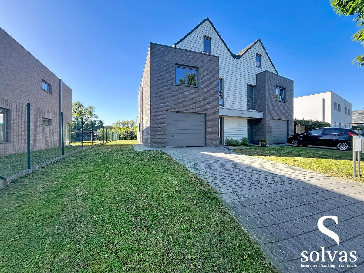 Te huur woning - Lotenhulle