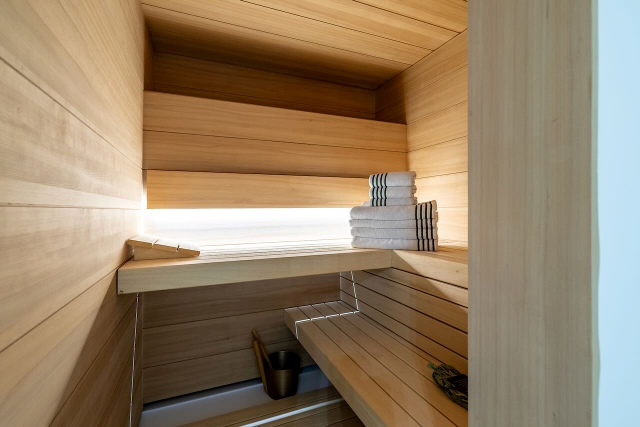 Magnifique villa récente de style contemporain allie une finition intemporelle à un emplacement unique et une vue imprenable sur le Zwin. 