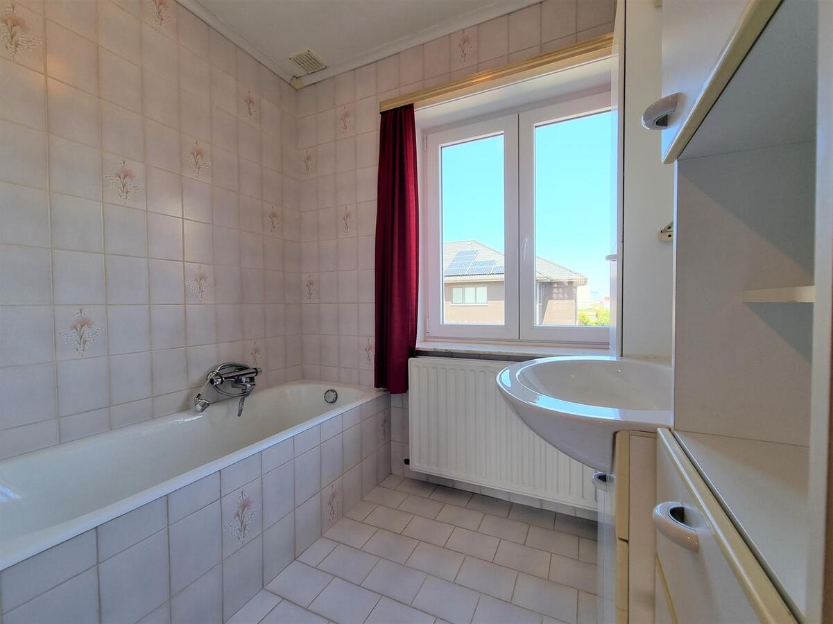 Rustig gelegen, ruime woning met zongerichte tuin - Zeebrugge 