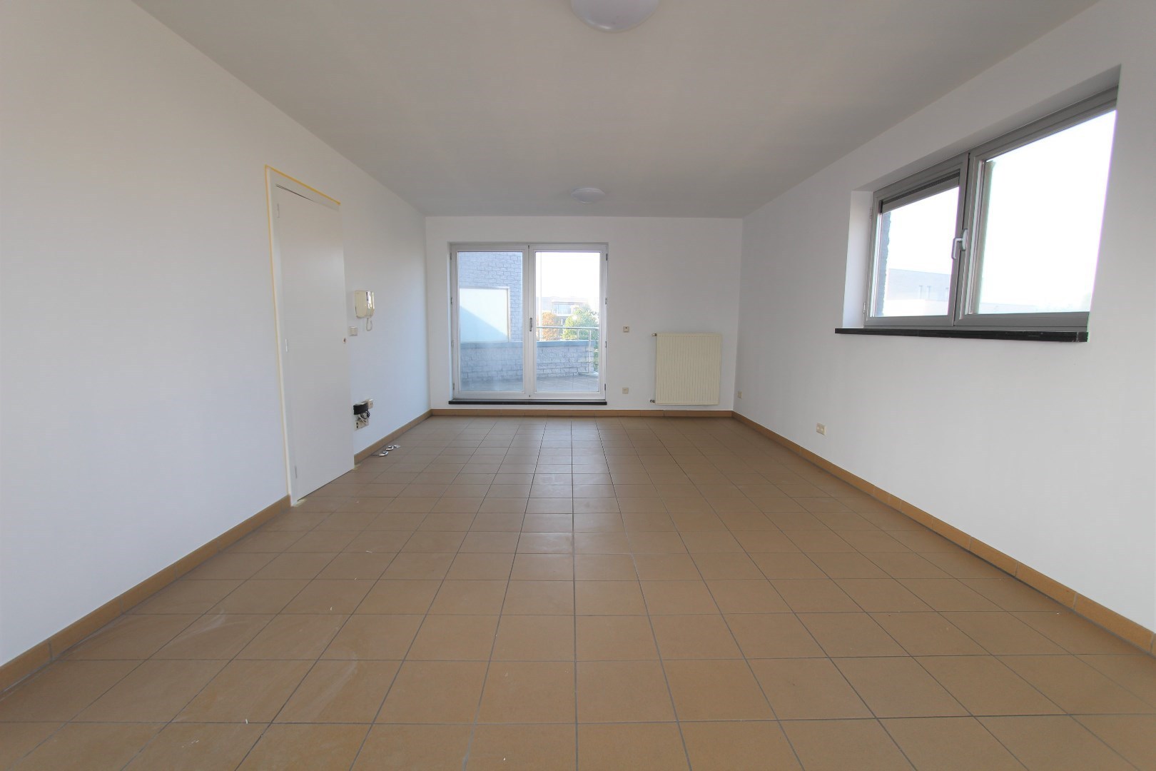 RUIM DUPLEX APPARTEMENT MET TERRAS 