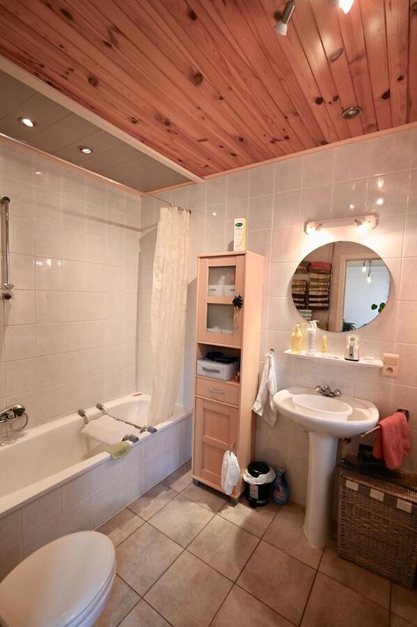 CENTRAAL GELEGEN 2 SLAAPKAMER APPARTEMENT NABIJ STRAND 