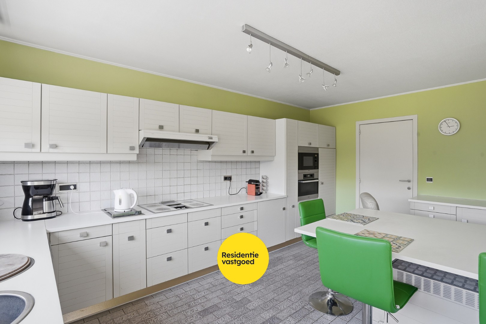 Alleenstaande woning met zonnige tuin op 980 m² 