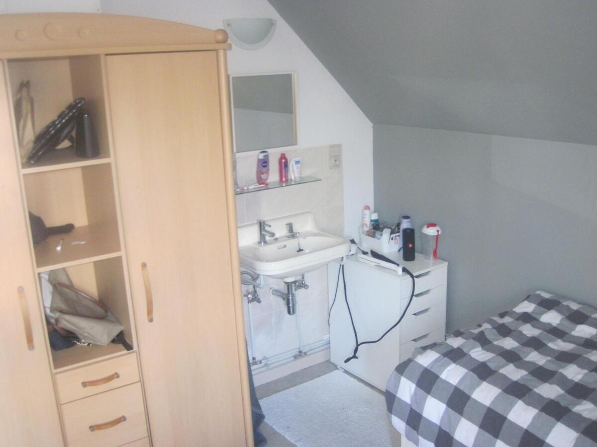 Tijdloze villa in rustige straat. Groene omgeving én toch overal vlakbij. 