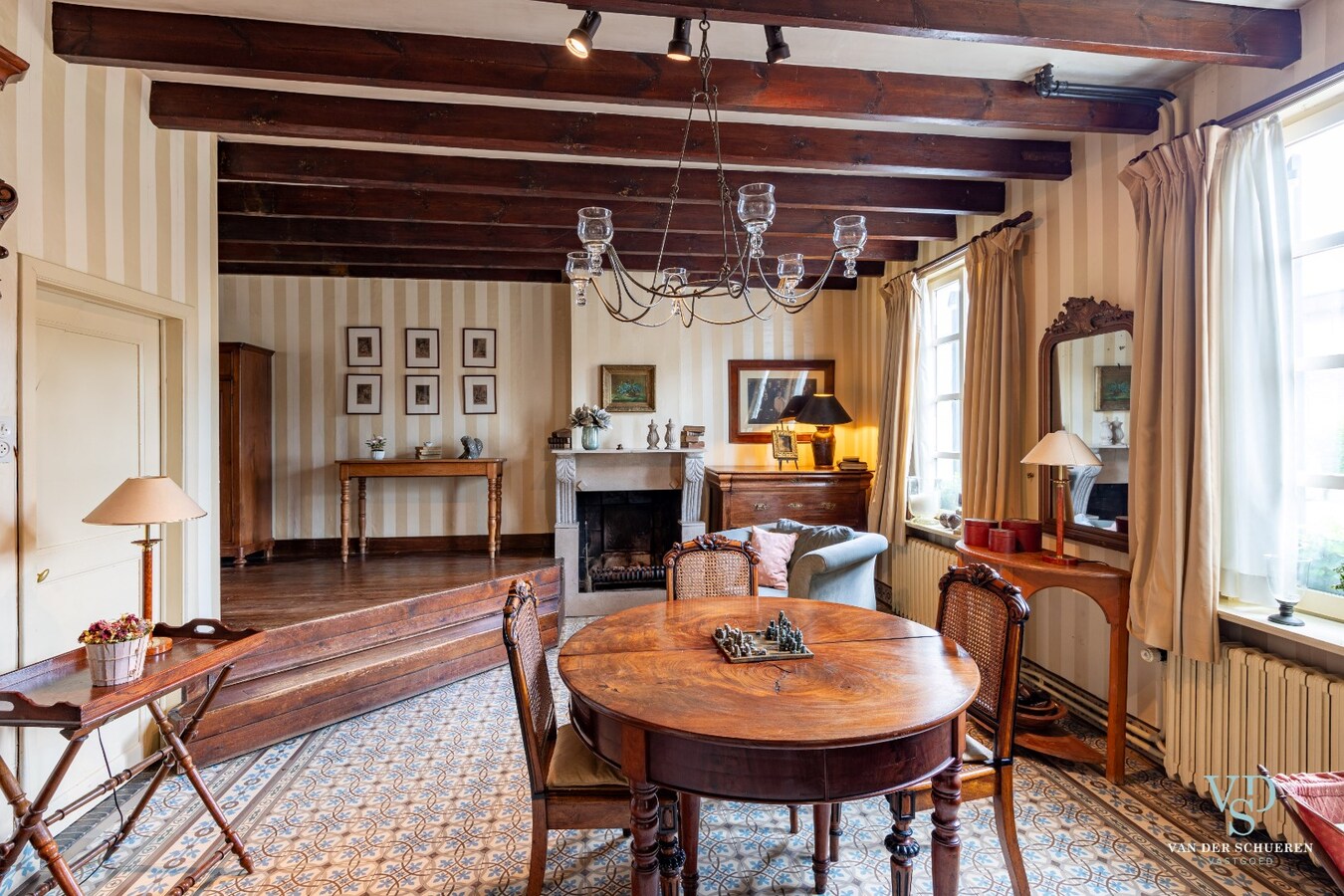 Charmante woning nabij centrum Gavere (op ca. 1255 m²) 