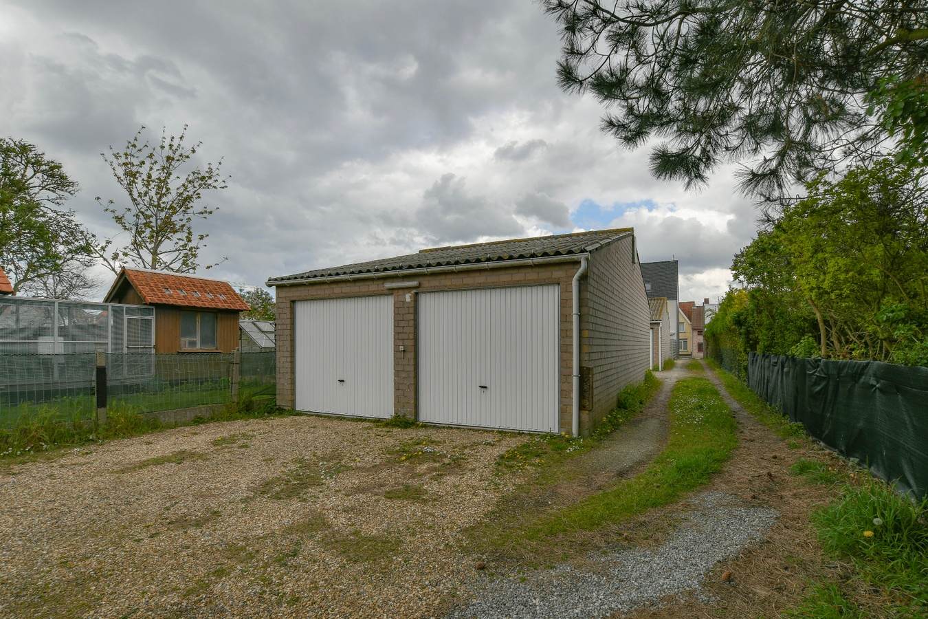 Verkocht garage box - De Haan
