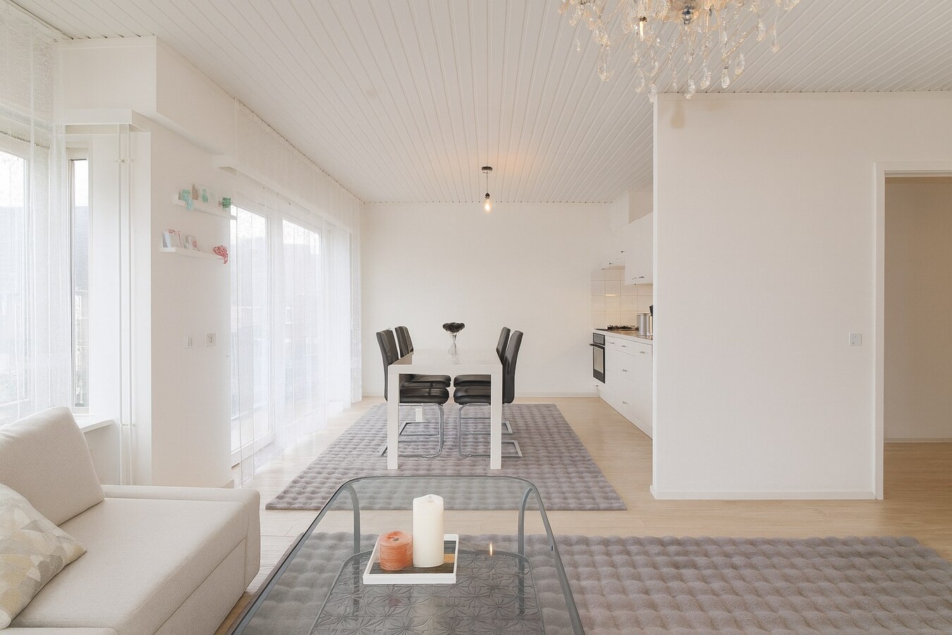 Te koop: Charmant en lichtrijk appartement met twee terrassen op toplocatie in Sint-Niklaas! 