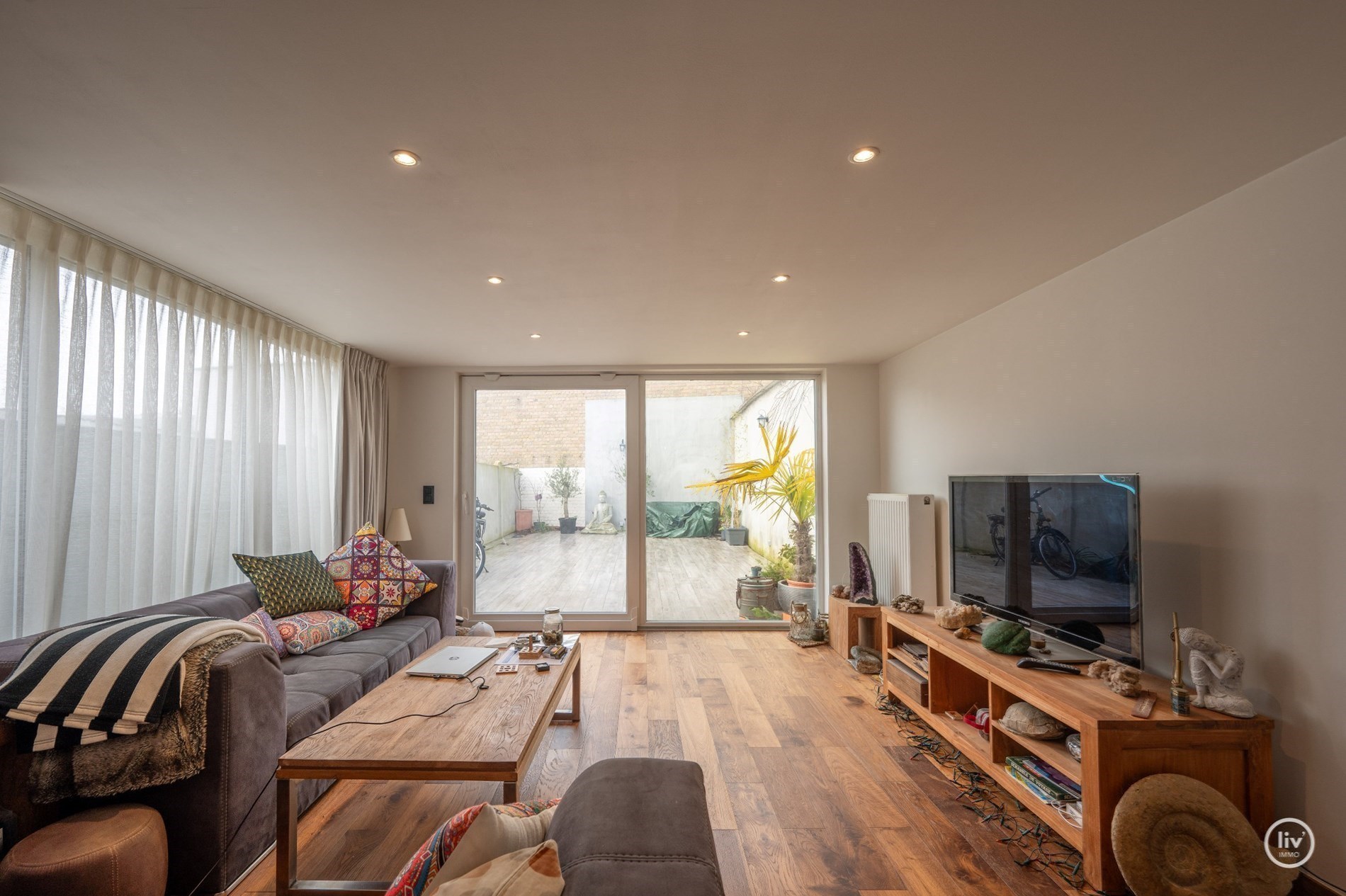 Opportuniteit : Authentiek gerenoveerde woning met Zuid-West Georiënteerde Tuin 