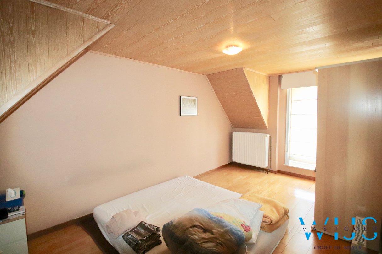 Uitzonderlijk ruim woonhuis te Kluizen/ Evergem! 