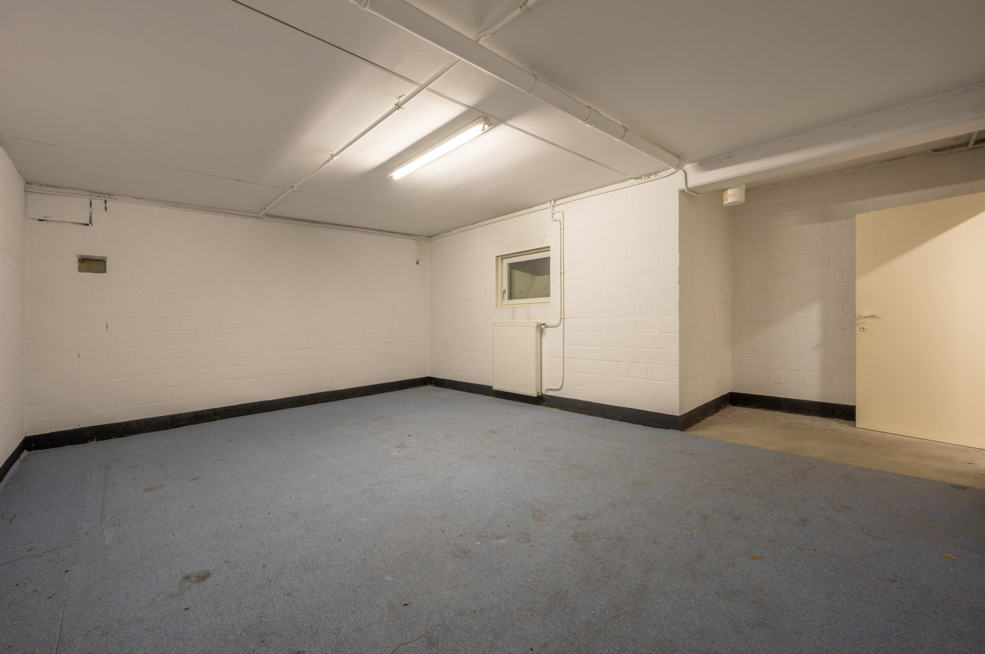Ontdek deze karaktervolle villa, rustig gelegen in het gegeerde Duinbergen, op wandelafstand van het strand (incl. zeer ruime dubbele inpandige garage) 