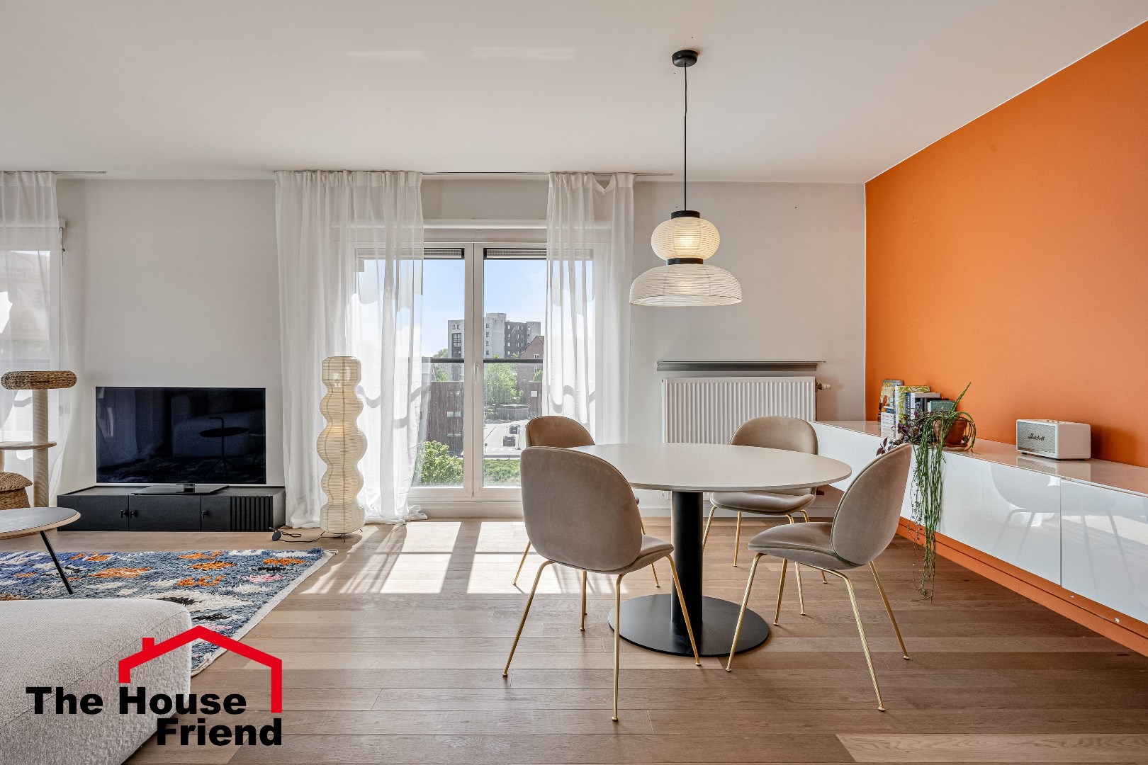 Zeer ruim penthouse met groot terras 