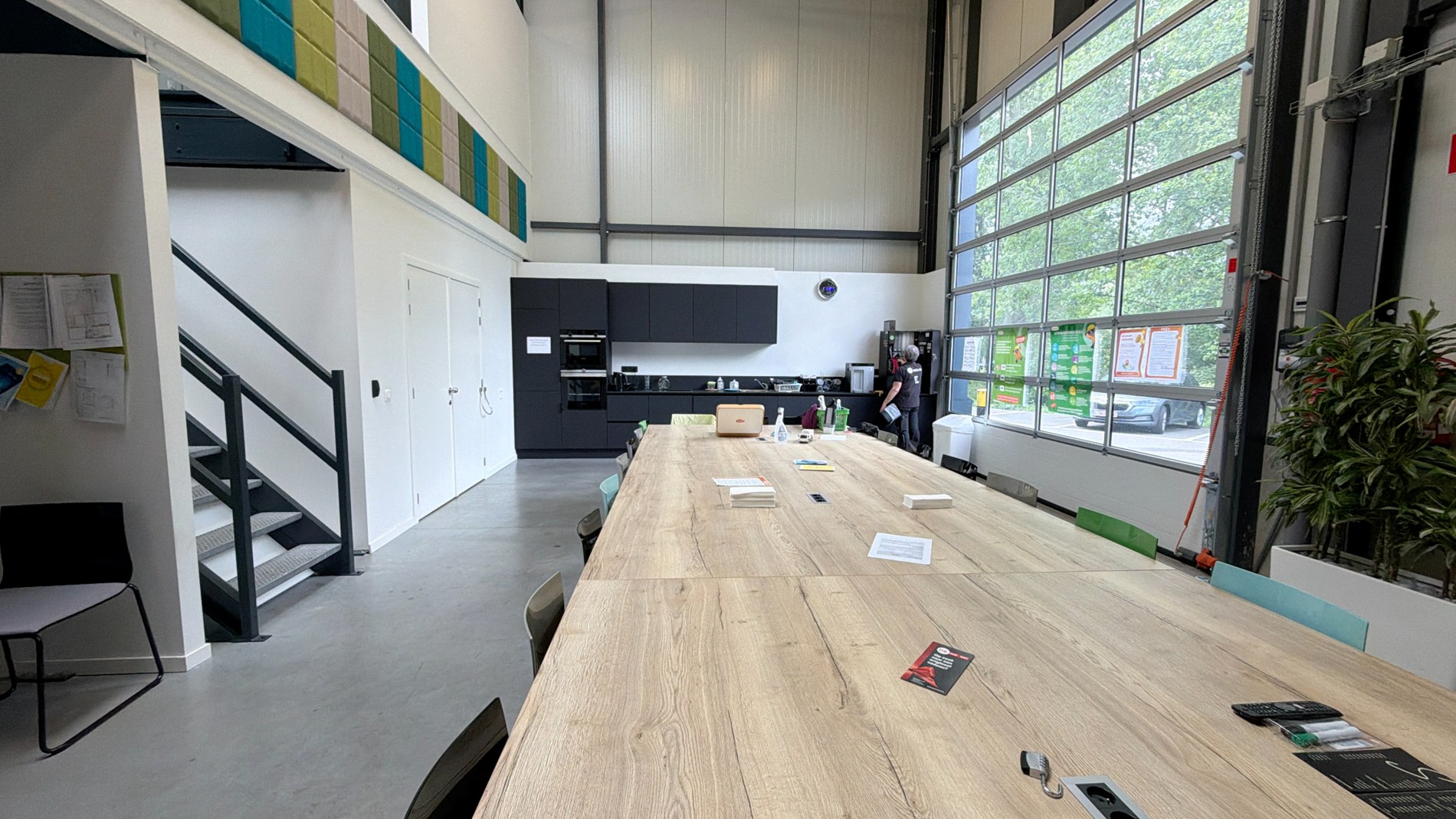 Kantoren met opslagruimte te huur vlakbij E34 in Turnhout