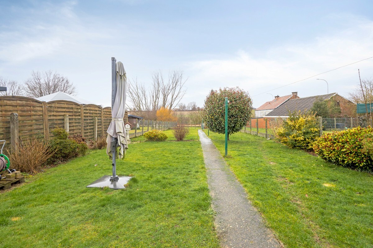 Half open bebouwing met 3 slaapkamers te Goetsenhoven (Tienen) 