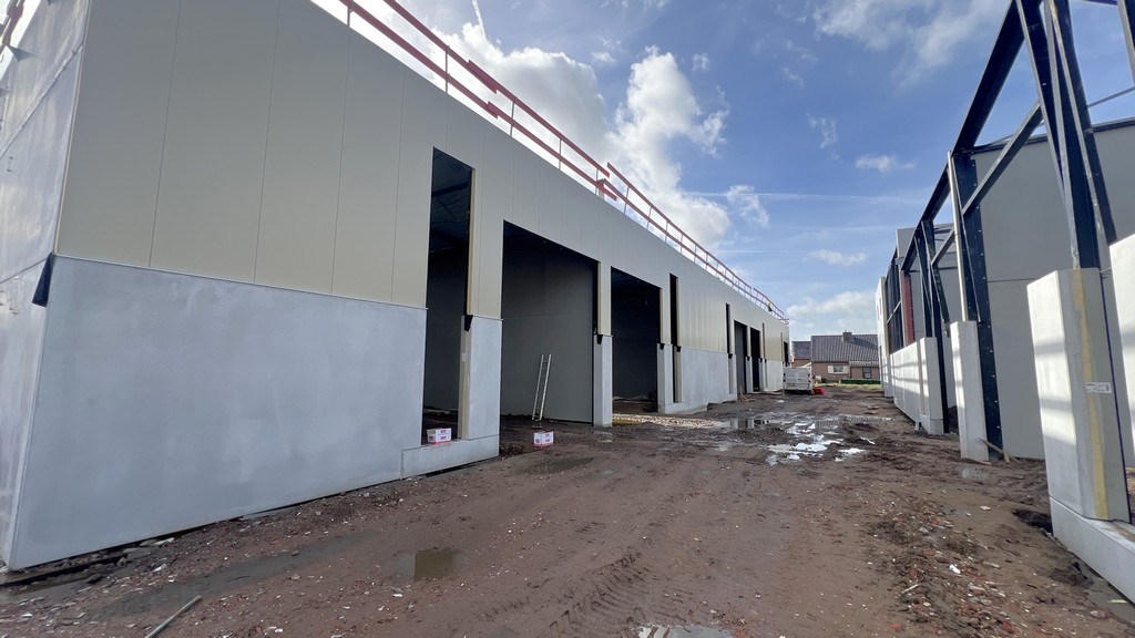 Nieuwbouw magazijnen te koop in Bizzpark Doornzele