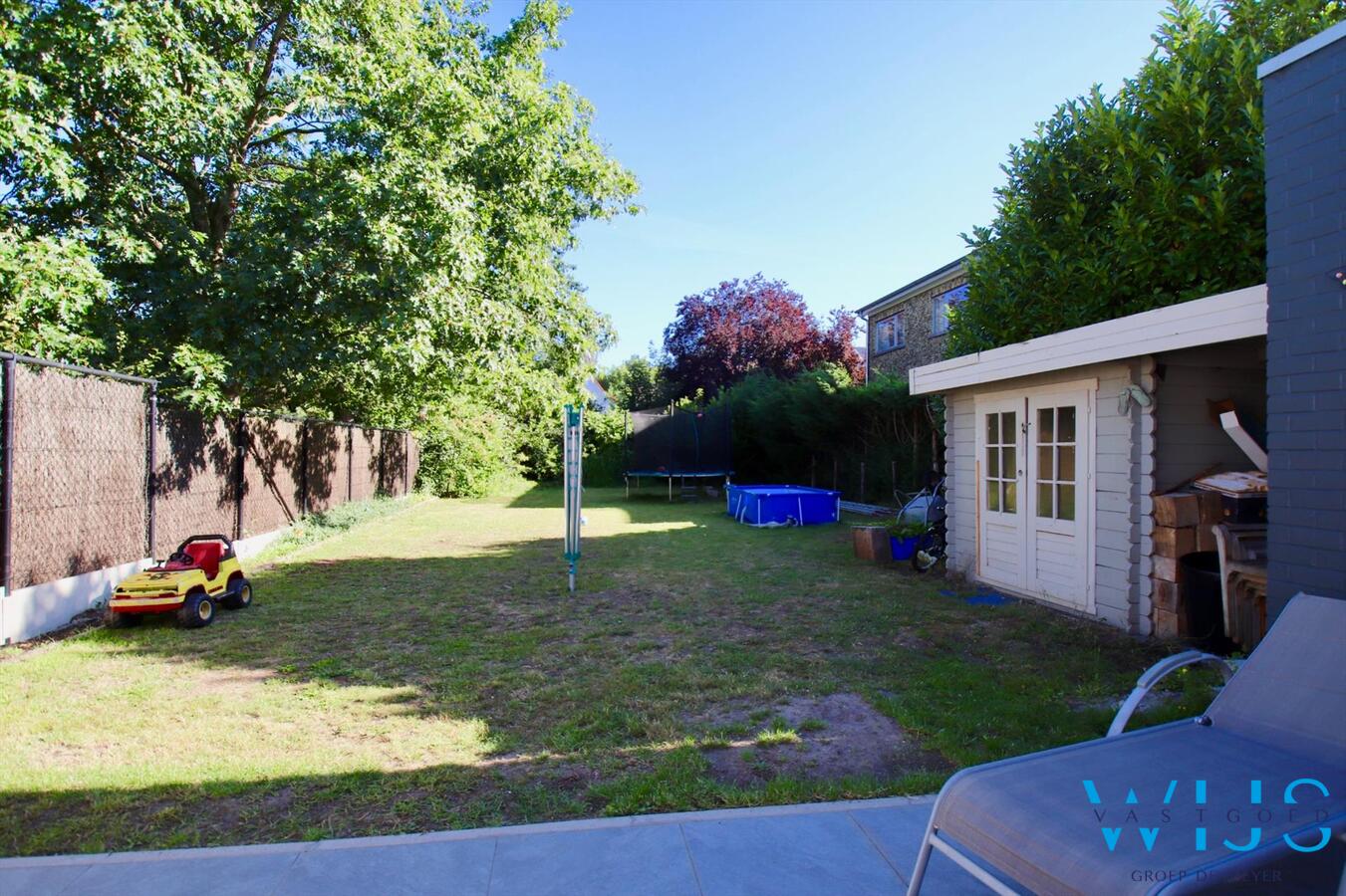 Instapklaar karaktervol woonhuis op een TOPlocatie in Eeklo ! 