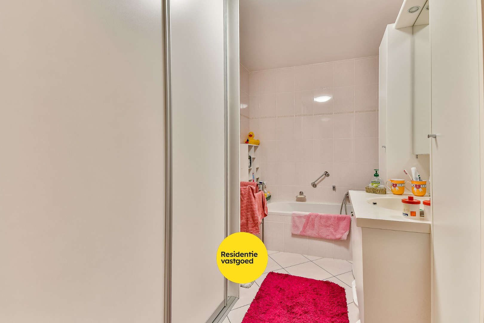 Lichtrijk tweeslaapkamer appartement in Oostende 