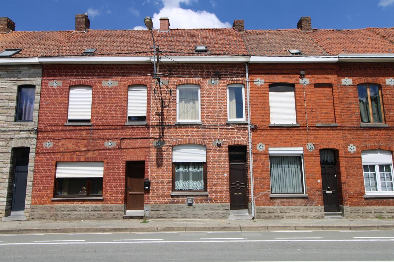 Rijwoning met terrastuin en 2 slaapkamers te Menen 