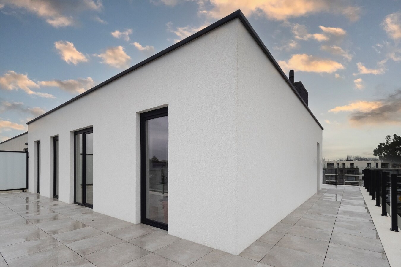 Penthouse (89m2) met uitzonderlijk ruim terras te koop in Emelgem (Izegem) 