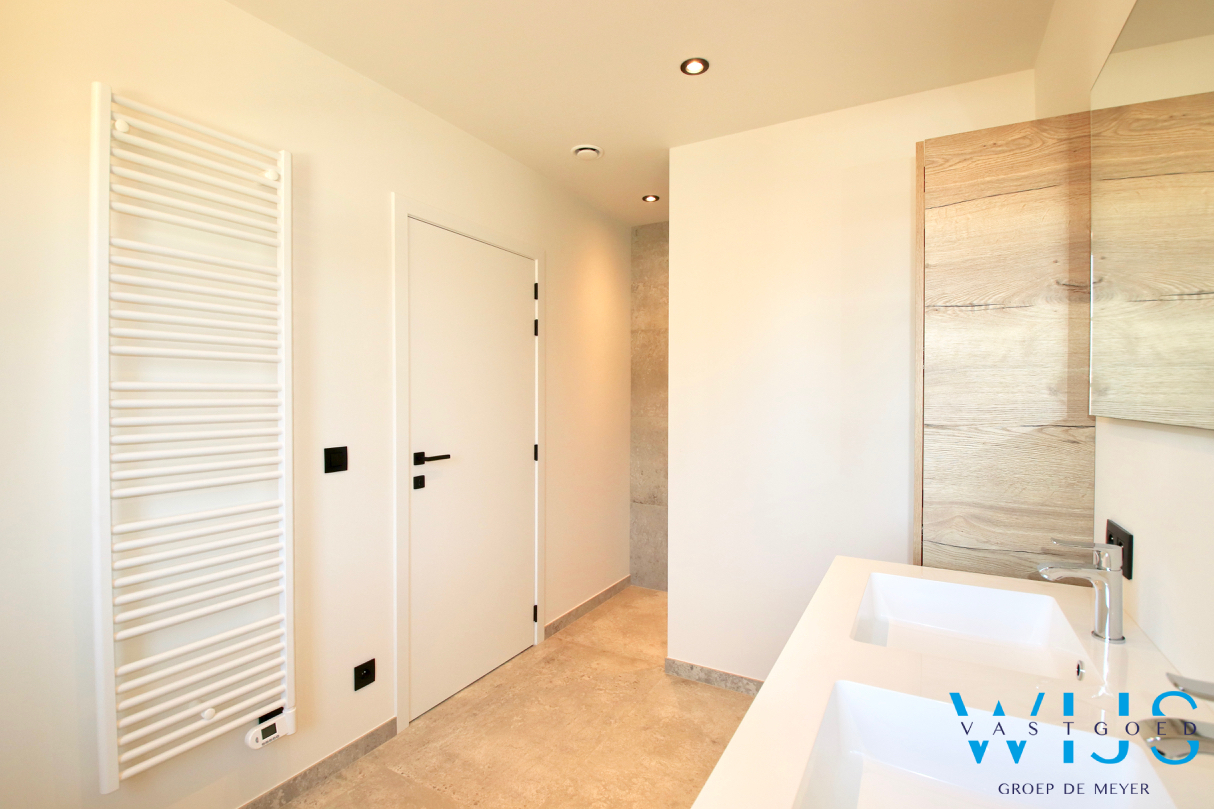 Prachtige nieuwbouwwoning te ERTVELDE ! 