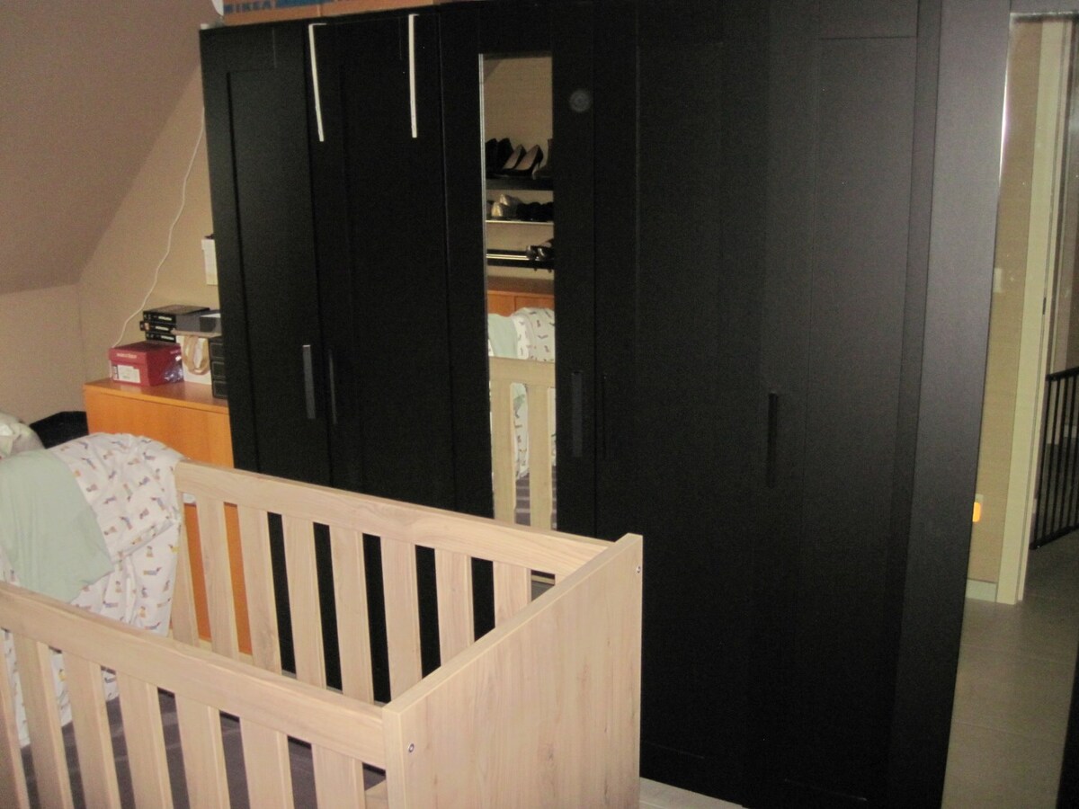 Aangename gezinswoning (Half Open Bebouwing). 