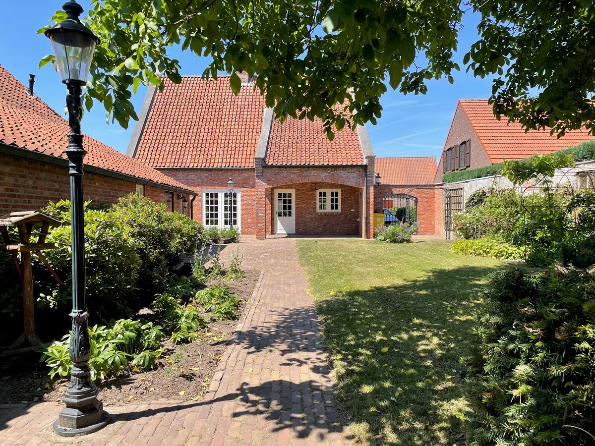 Villa verhuurd in Poppel