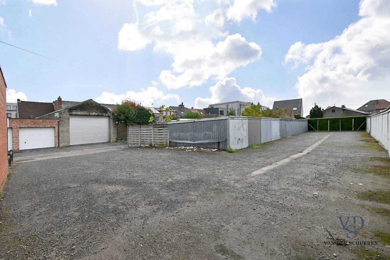 13 garageboxen op toplocatie in Deinze 